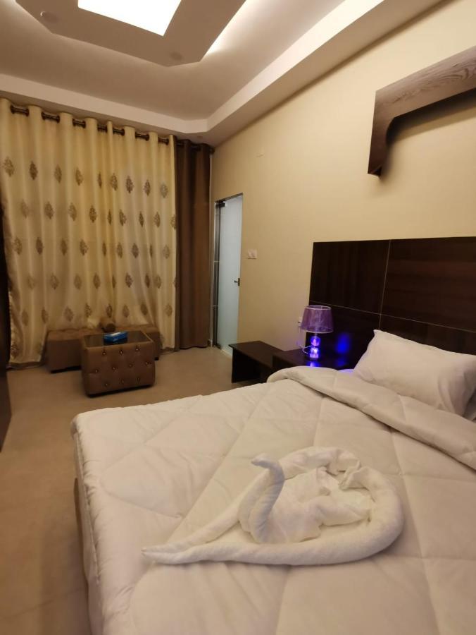 Nice View Hotel فندق الأطلالة الجميلة للعائلات فقط Akaba Exteriér fotografie